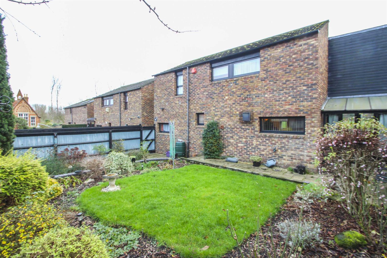 Rendlesham, Woolstone, Milton Keynes